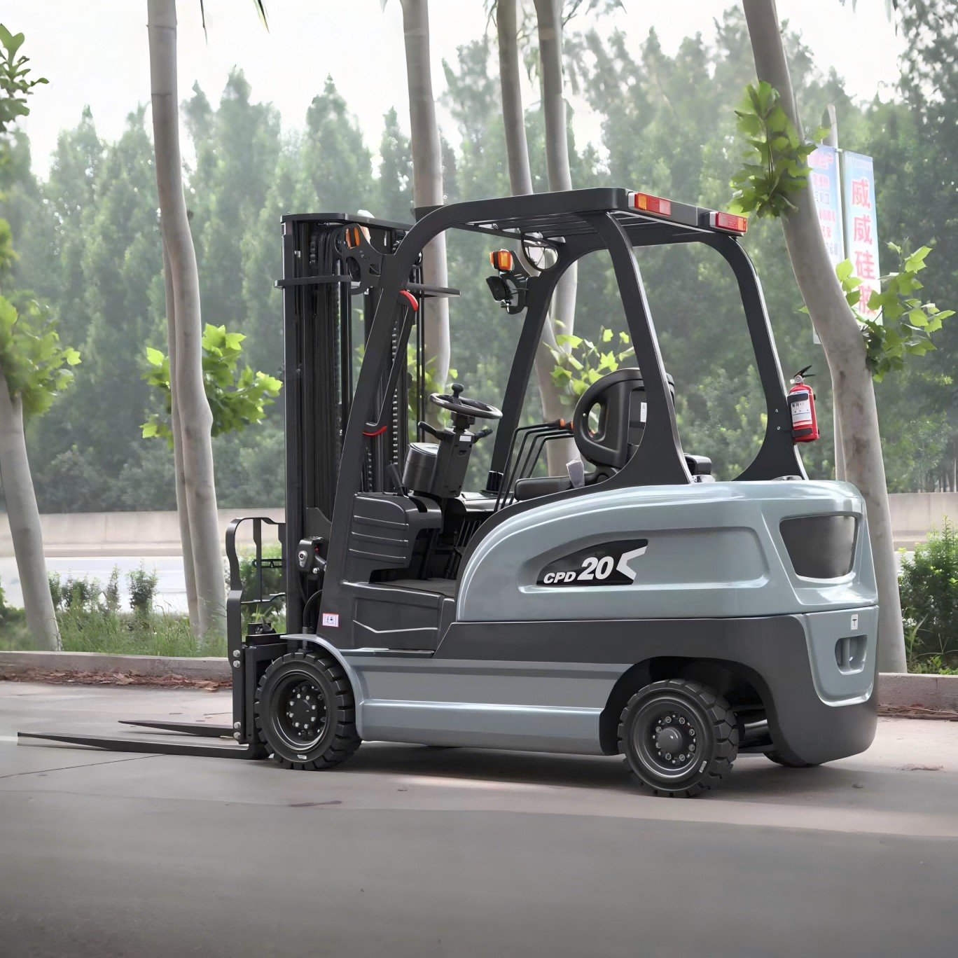 2TON Electric Forklift - Image 2